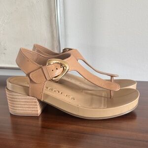 AEROSOLES California Comfortable Women's Thong Sandals Beige Bisque Leather 7.5